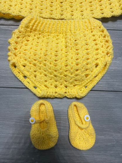 Yellow Daisy Baby Dress Set